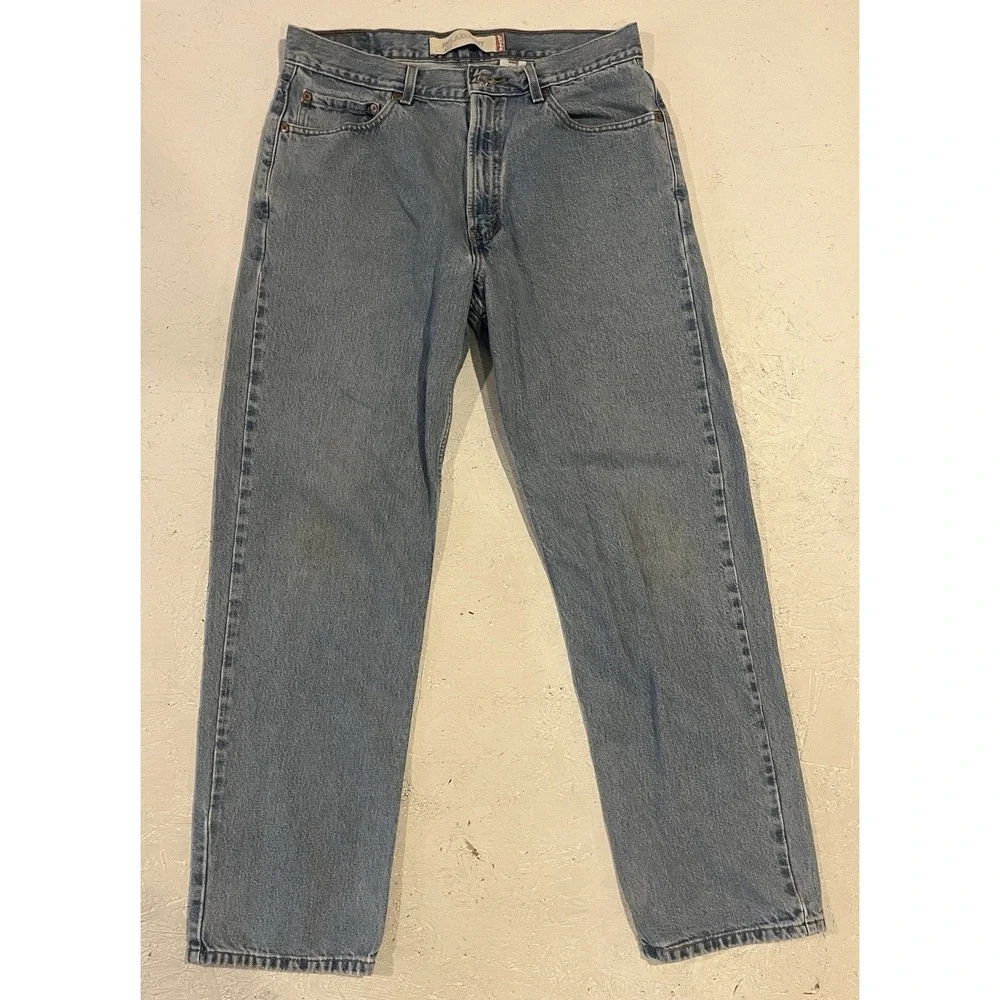 Vintage Levi's 550 Relaxed Fit Jeans Men's Size 34x32 Blue Denim Light‎ Wash
